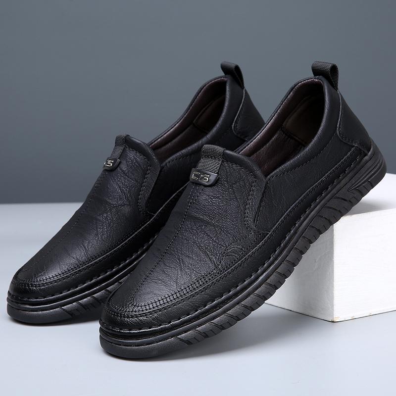 

Мужская повседневная обувь бренды 2024 года модные удобные черные/хаки кожаные туфли для мужчин с мягкой подошвой деловые кожаные туфли без застежек на плоской подошве 44 чёрный