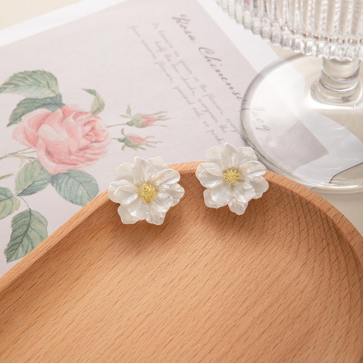 Премиальные Серьги-Гвоздики  Сладкая Камелия , Супер Сказочные Легкие Роскошные Трехмерные Серьги-Цветы, Французские Элегантные Серьги для Женщин