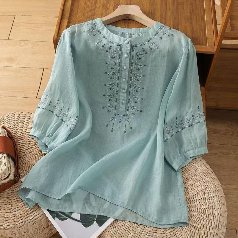 Women's Retro Cotton Five-Sleeve Ethnic Style Round Neck Top - Loose, Slimming Shirt for Spring/Summer