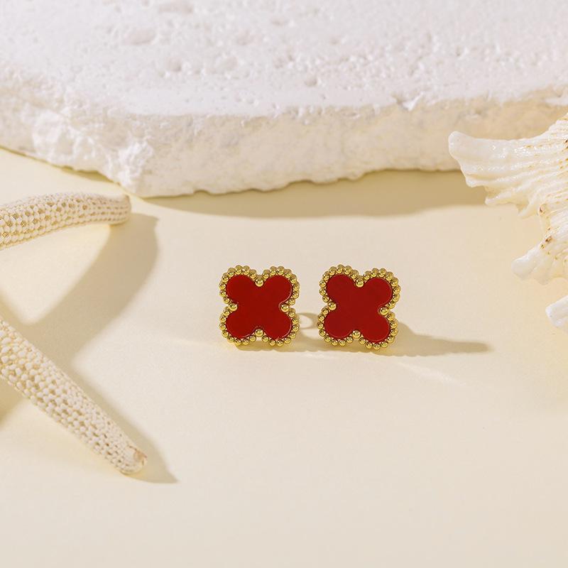 Titanium Steel Clover 13MM Stud Earrings, Stainless Steel Fadeless, Minimalist Versatile High-end Lucky Style