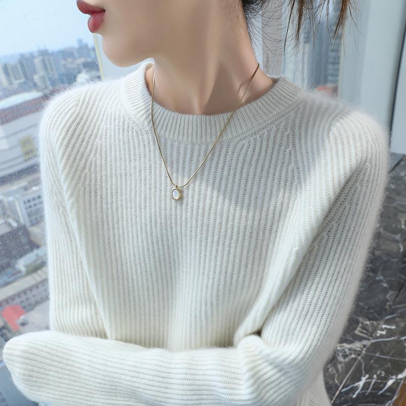 Women's Thickened Cashmere Sweater - Loose Fit, Round Neck, Long-Sleeved, Knitted Base Shirt for Autumn/Winter Fashion