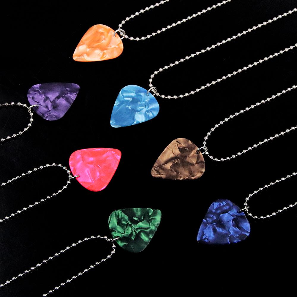 Collana Plettro per Chitarra a Forma di Cuore di Eddie Stranger Things