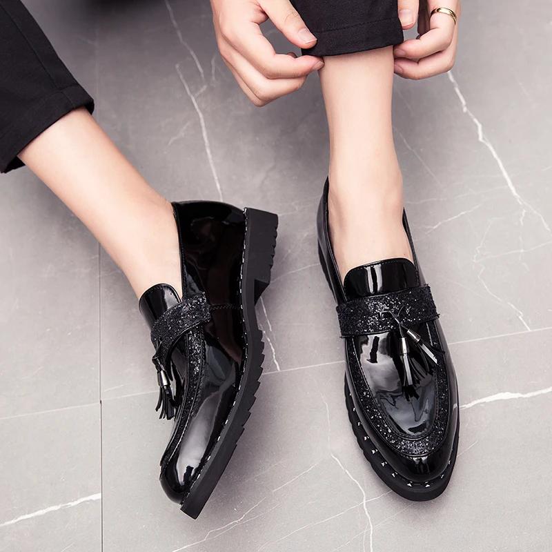 Fashion Patent Leather Shoes For Men Formal Men Classic Coiffeur Italian Tassel Loafers Men Party Shoes Wedding Club Dress Shoes