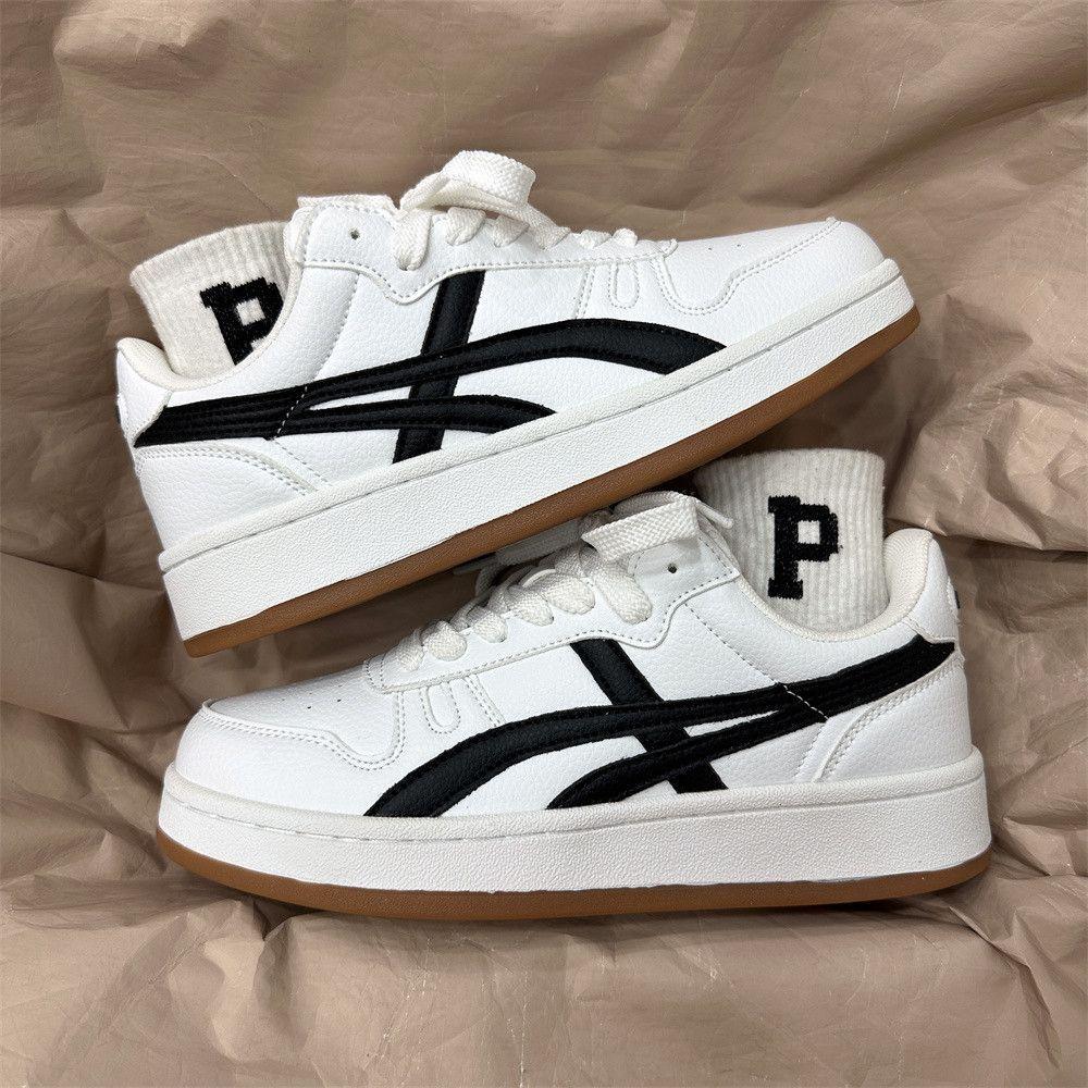 Little white shoes women's spring 2025 new student versatile popular sports shoes niche Hong Kong style retro couple board shoes