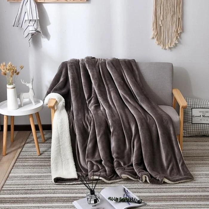 Lamb Wool Flannel Blanket Nordic Light Luxury Style Quilt Blanket Double Layer Thickened Blanket