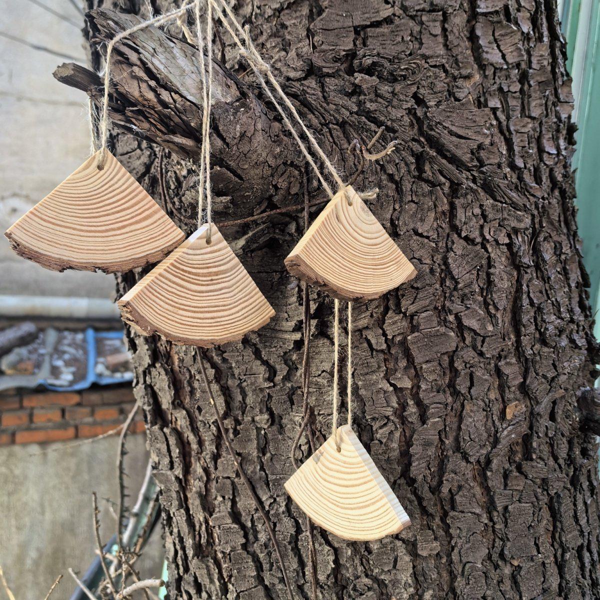 

DIY Parent-Child Creative Kit: Triangle & Round Wood Chips with Hemp Rope Machine-Cut Triangle Chip (Smooth Edges)