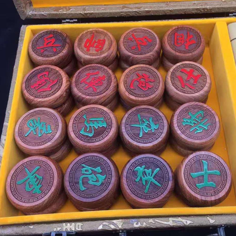 

Красный палисандр Золотые шелковые шахматы Палисандр Классические шахматы Деревянные поделки 48 cm