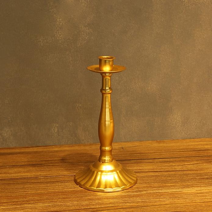 Nordic Romantic Candle Holder For Dinner Table Decorations Modern Minimalist Luxury Home Décor Elegant Candle Stand For Candlelight Dinner