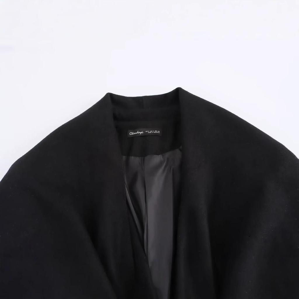 2024 Autumn Women's Oversized Suit Jacket with European & American Style Scarf Blend