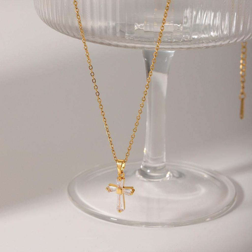 18K Gold & Zircon Cross Pendant Women's Necklace - Non-Fading Titanium Steel Choker