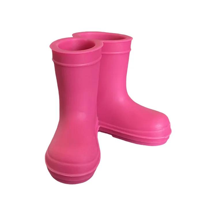 Creative Toothbrush Holder Mini Rain Shoes Cartoon Cute Silicone Rain Boots Holder Toothbrush Stand Pencil Pen Organize Tools