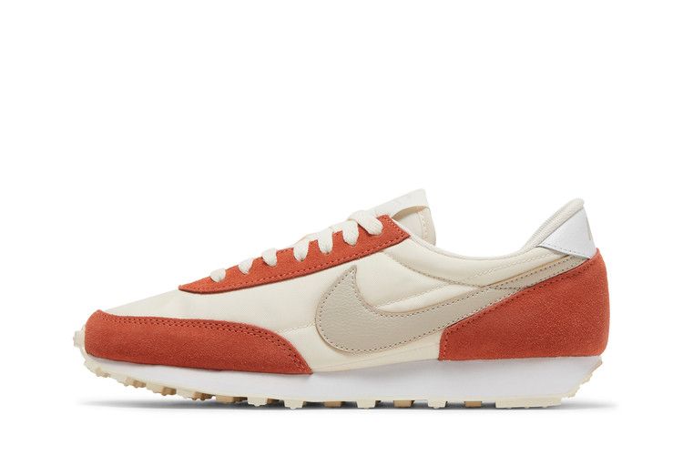 Nike Daybreak Pale Ivory Desert Sand (Women's) Sneakers