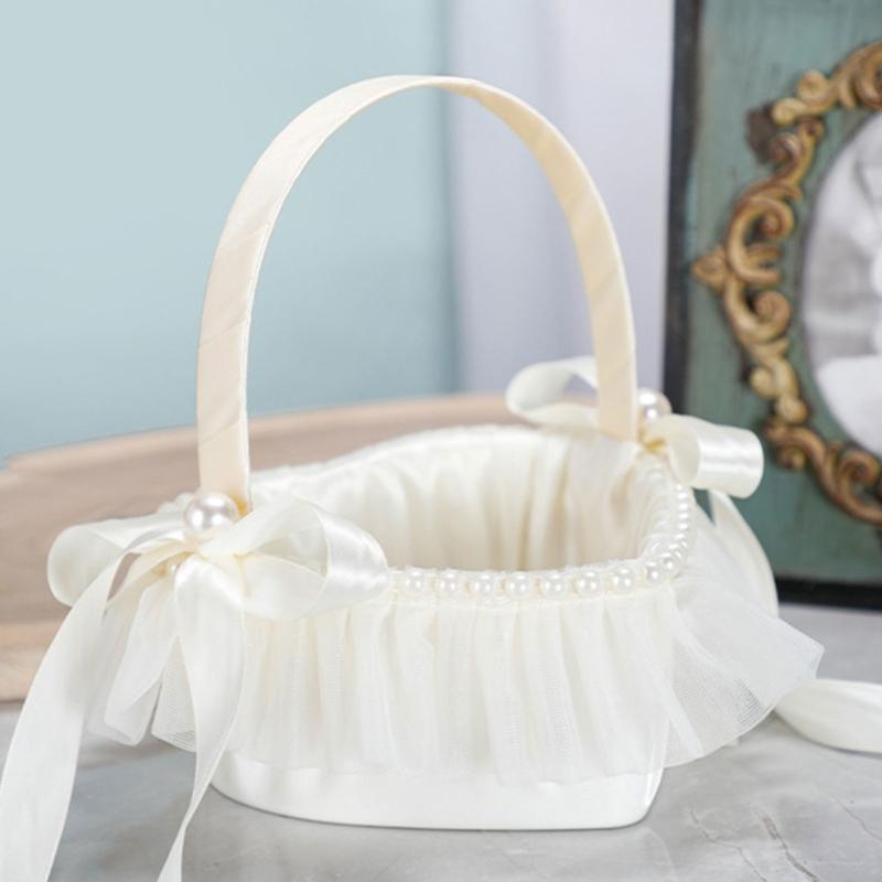 Wedding Basket Portable Western Wedding Decorative Flower Baskets with Lace Girl Heart Shaped Storage Basket Anniversary