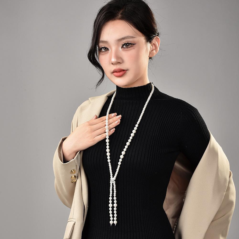 Buckle Pearl Sweater Chain: Fashionable and Versatile Mixed Color Long Necklace for Women