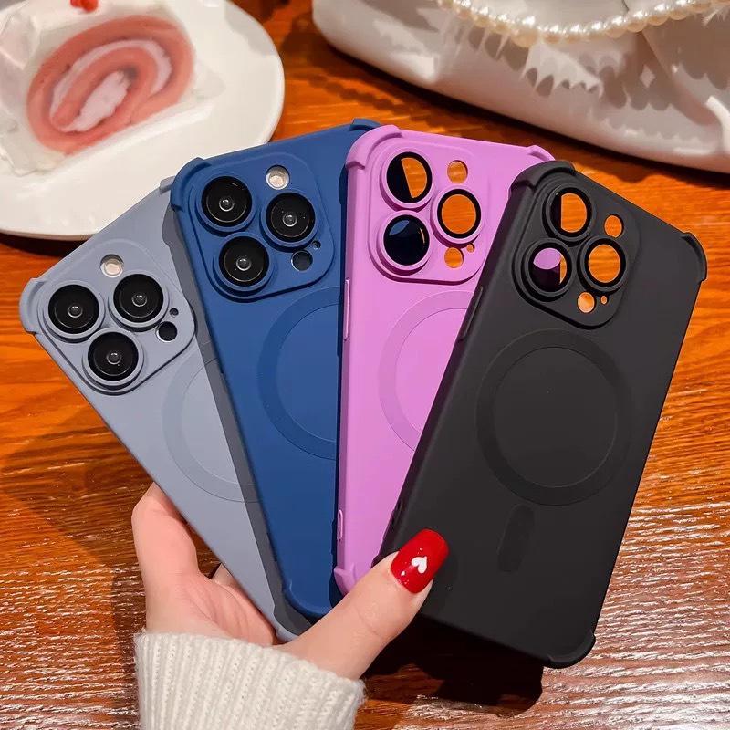 Magnetic Liquid Silicone iPhone 17 Pro Max Case with Drop-Proof Corners & Lens Protection