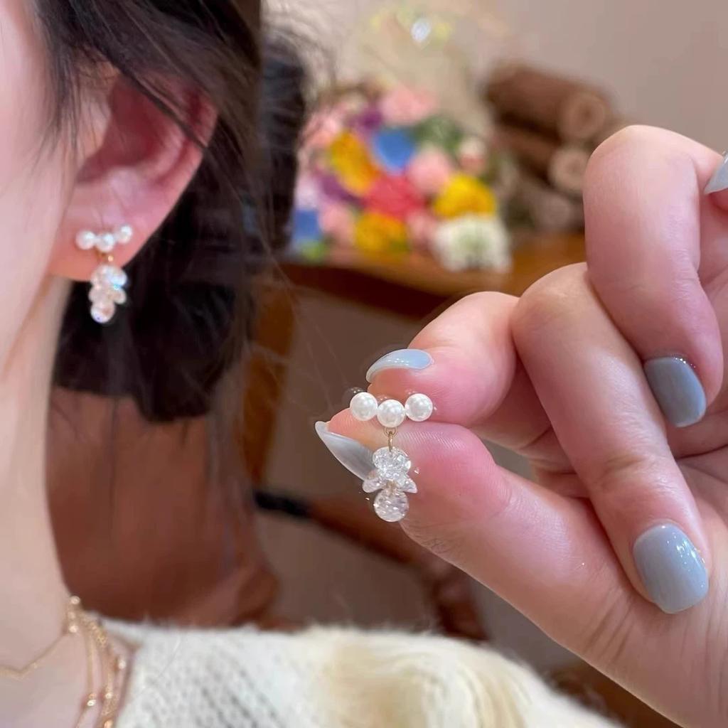 Silver needle same gold earrings women's light luxury high-end temperament pearl stud earrings retro new earrings