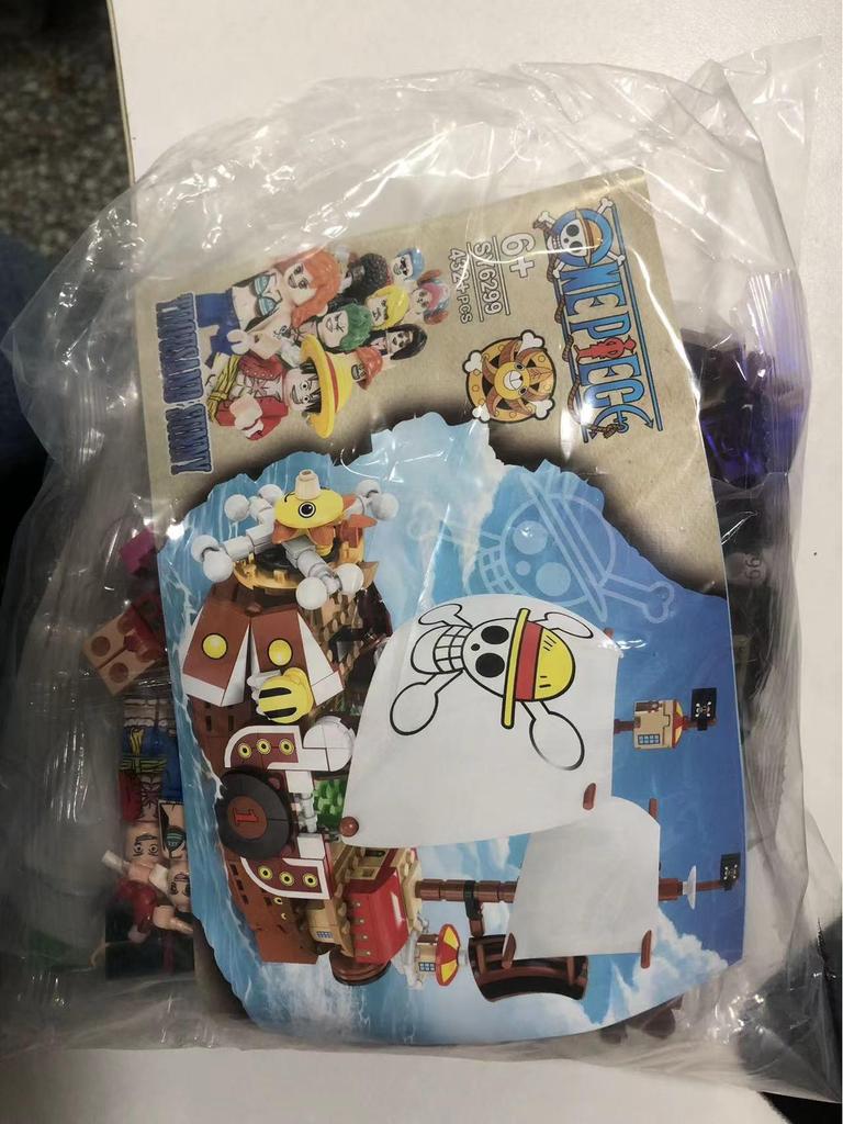 One Piece Thousand Sunny Chopper Pirate Ship Building Blocks Toy