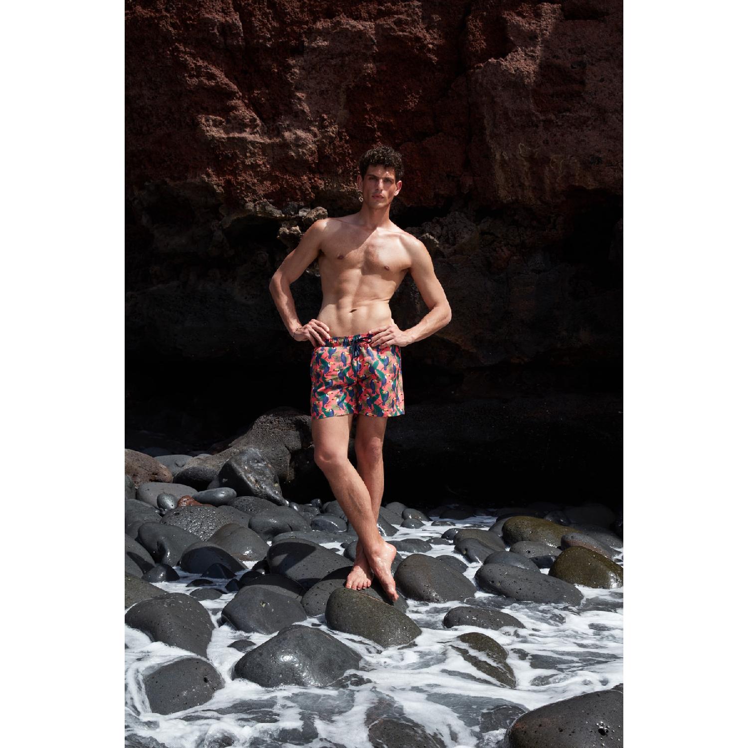 

Multi Color Men s Parrot Printed Standard Size Swimwear Marine Shorts Tmnss20ds0002
