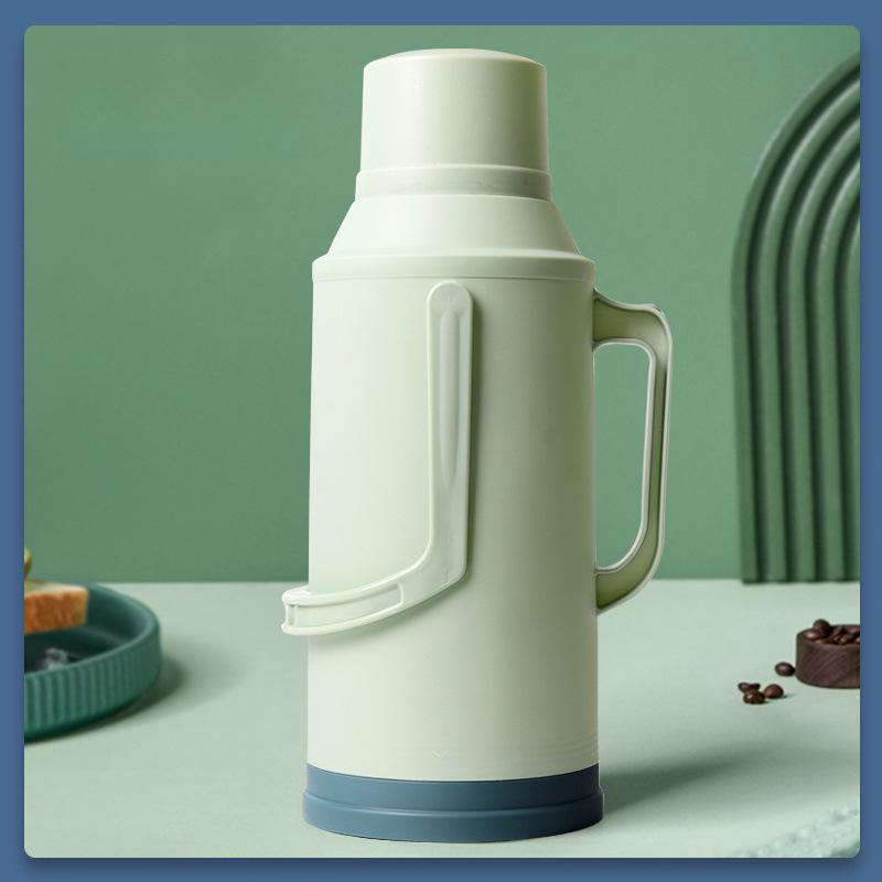 Large Capacity Insulated Thermos for Students & Dorms - Classic Plastic Design