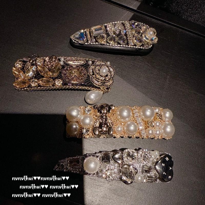 Elegant Floral Hair Clip Set With Crystal Rhinestones Camellia Letter Flower Design Women Vintage Style BB Clips