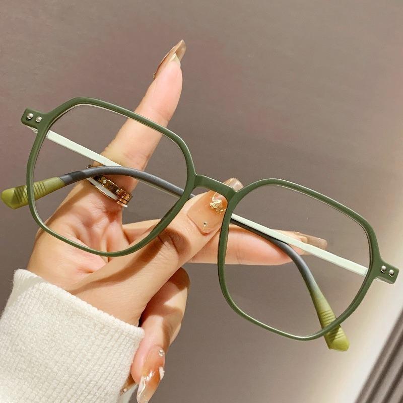 Fashionable Square Glasses Ultra Light PC Frame Unisex Minimalist Design Decorative Eyewear for Men and Women