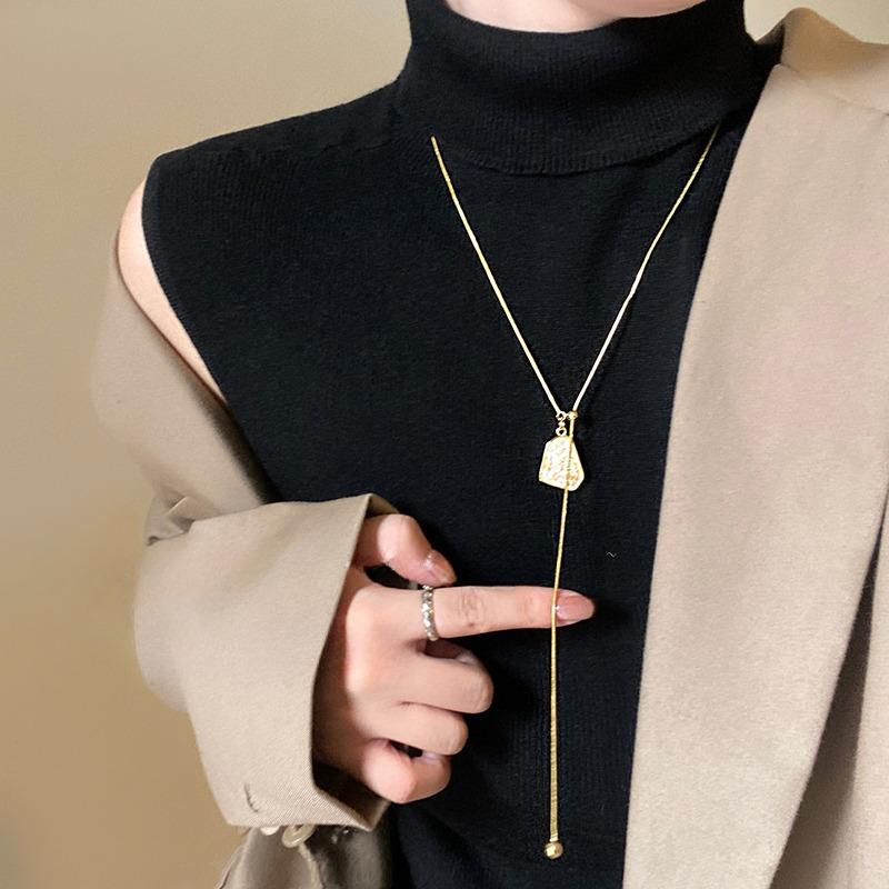 Gold Plated Irregular Round Pendant Necklaces for Women Luxury High-end Adjustable Necklace Fashion Charm Jewelry Daily Wear