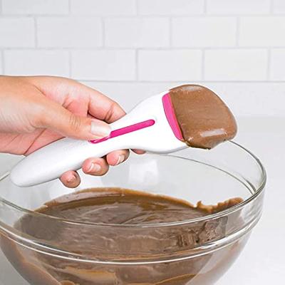 Effortless Baking with the Cupcake Scoop: BPA-Free Batter Dispenser with Measuring Function for Equal Amounts & Dishwasher Safe for Drip-Free Cleanup