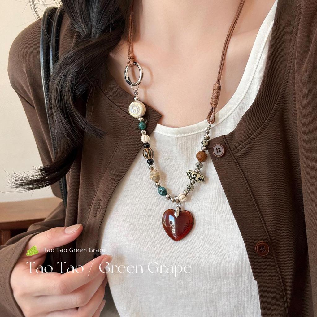 Retro Ceramic Glazed Stone Heart Pendant Necklace - Elegant Fashion for Women