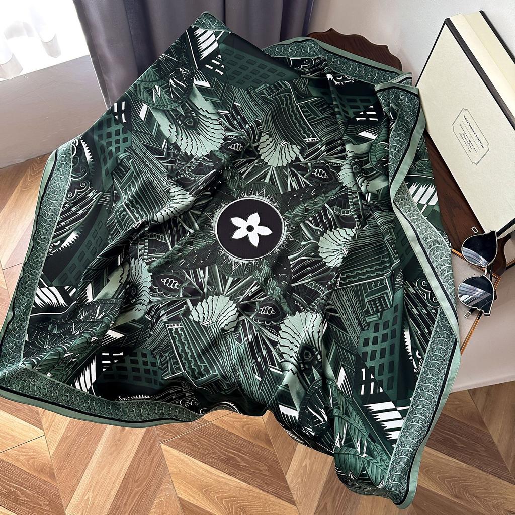 High-quality Luxurious Silk Scarves Headband Scarfs Neck Scarf For Women Chain Silk Scarf Women's Decorative Shawl