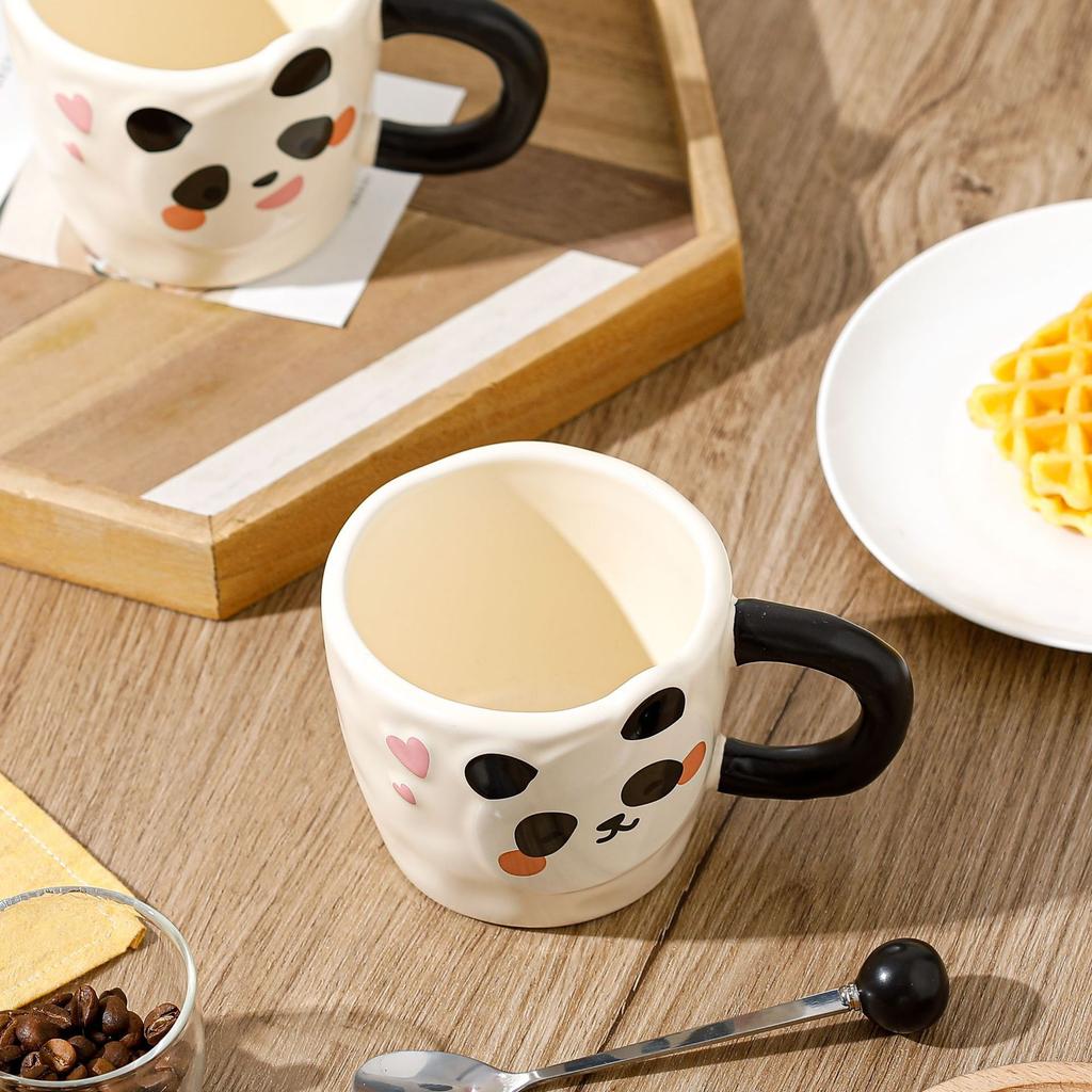 Niche Vysoce hodnotný reliéfní hrnek Panda na pití vody Ručně vyráběný keramický hrnek Kreativní domácí hrnek na kávu a mléko
