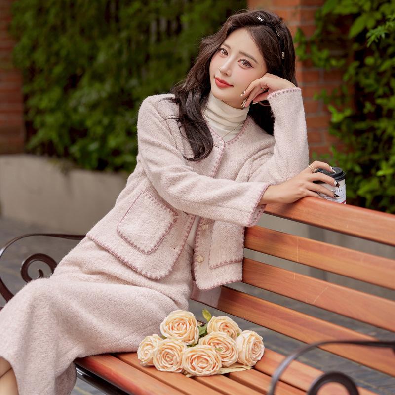 

Late autumn clothing with a complete set of aura design suit skirts XXL