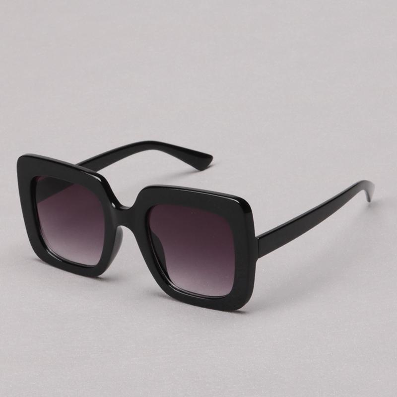 

2026 Fashion Luxury Square Brand Designer Sunglasses Women Vintage Party Oversized Elegant Shades Glasses Trendy Top Sunglasses черный серый