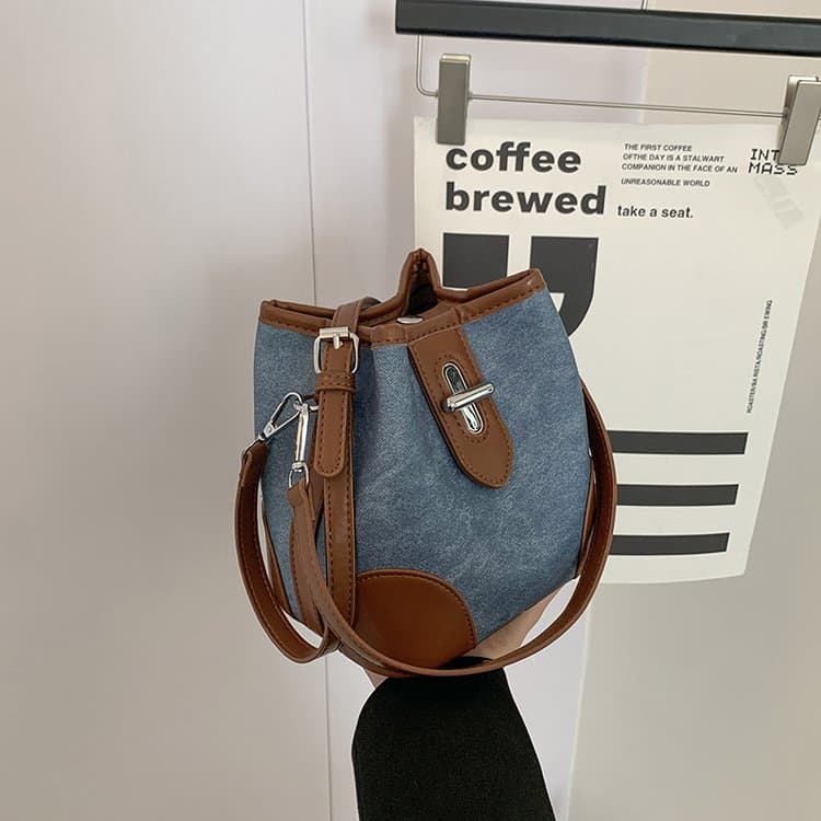 Джинсовая мини-сумка-ведро в тон женская сумка-мессенджер