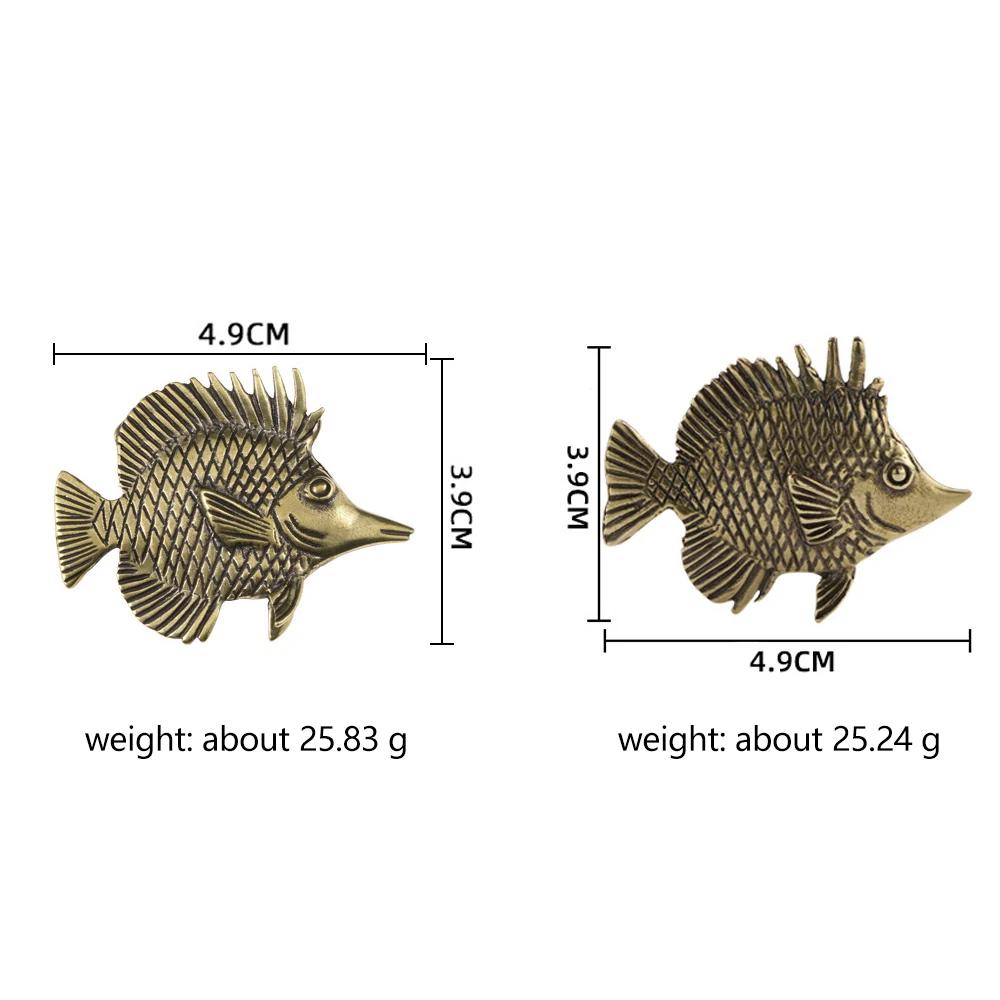 Brass Ornamental Fish Antique Cute Figures Office Desk Decoration Can Stand Up Little Fish Ocean Copper Ornaments Tea Pet