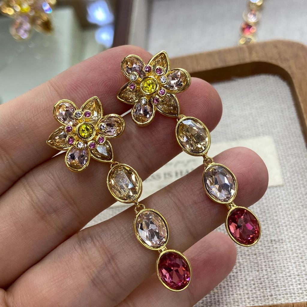 Niche High-End Zircon-Encrusted Flower Collarbone Chain Versatile Fashion Copper-Plated Real Gold Jewelry Necklace Earrings Set