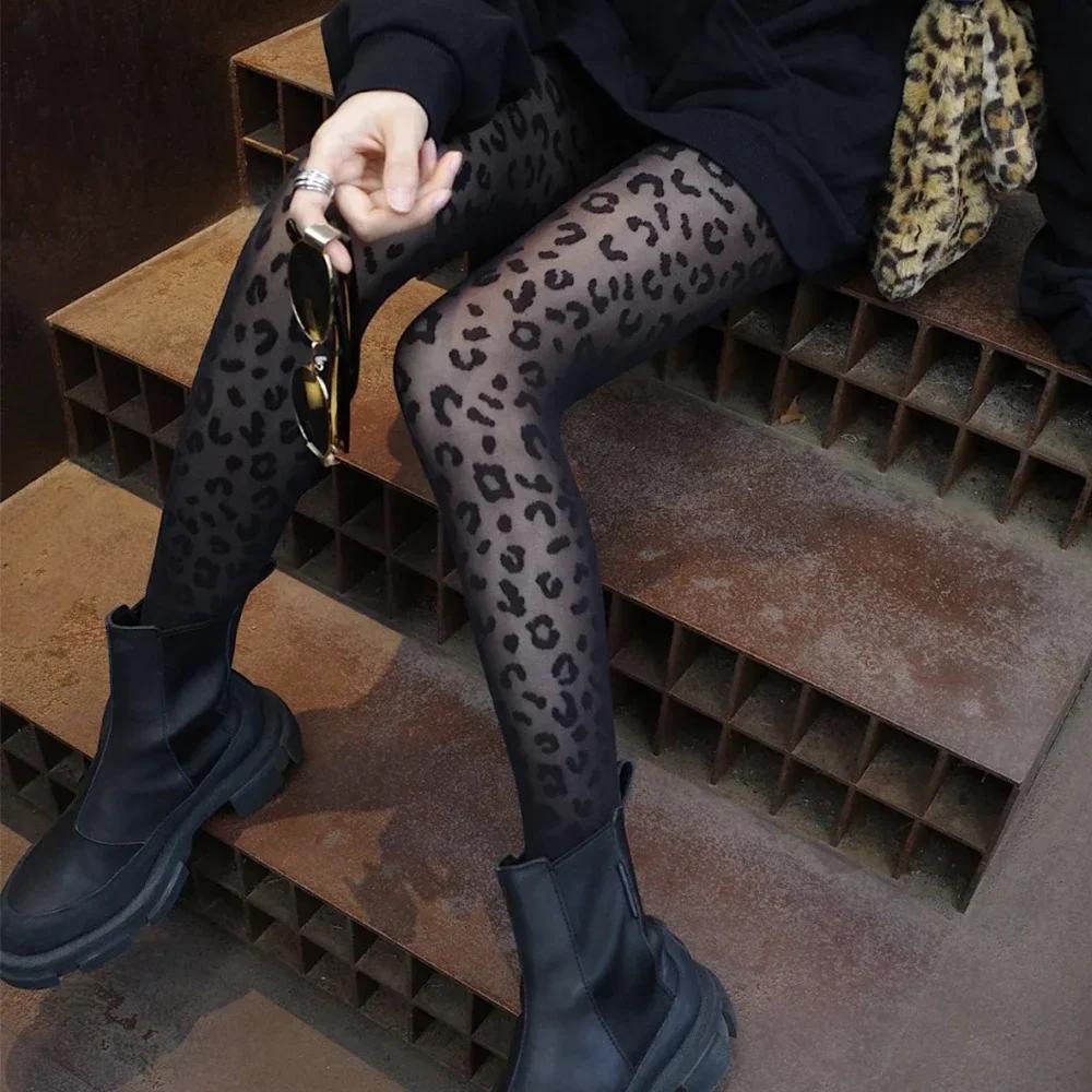 

Women Sexy Thin Transparent Silky Pantyhose Gothic Black Sexy Vintage Leopard Animal Pattern Sheer Tights Seamless Stockings One Size чорний