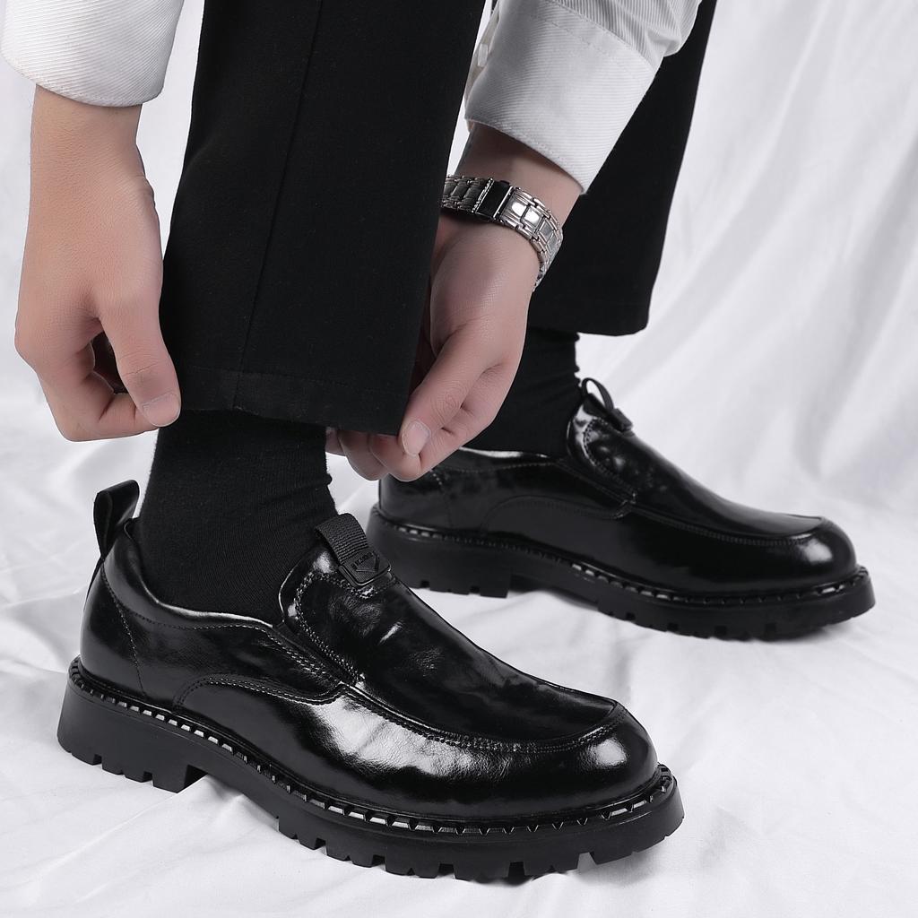 2025 new men's shoes business casual leather shoes thick sole heightening breathable soft leather trendy shoes big head leather shoes leather shoe