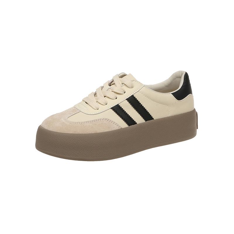 

Женские ретро кроссовки на толстой подошве Forrest Gump белого цвета - коллекция весна/лето 2024 39