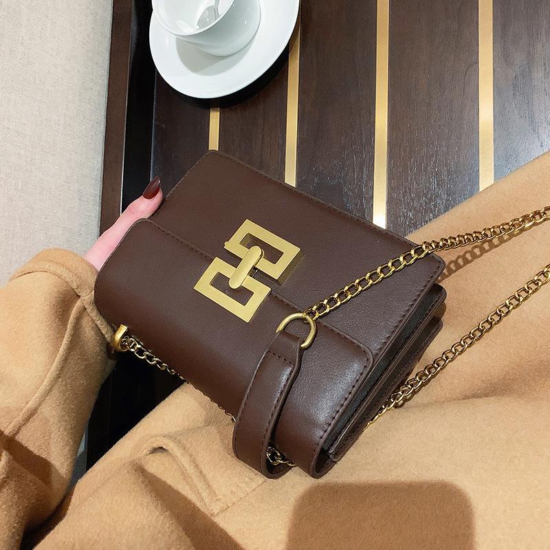 Trendy Retro Women's Single-Shoulder Chain Bag with Lock Buckle