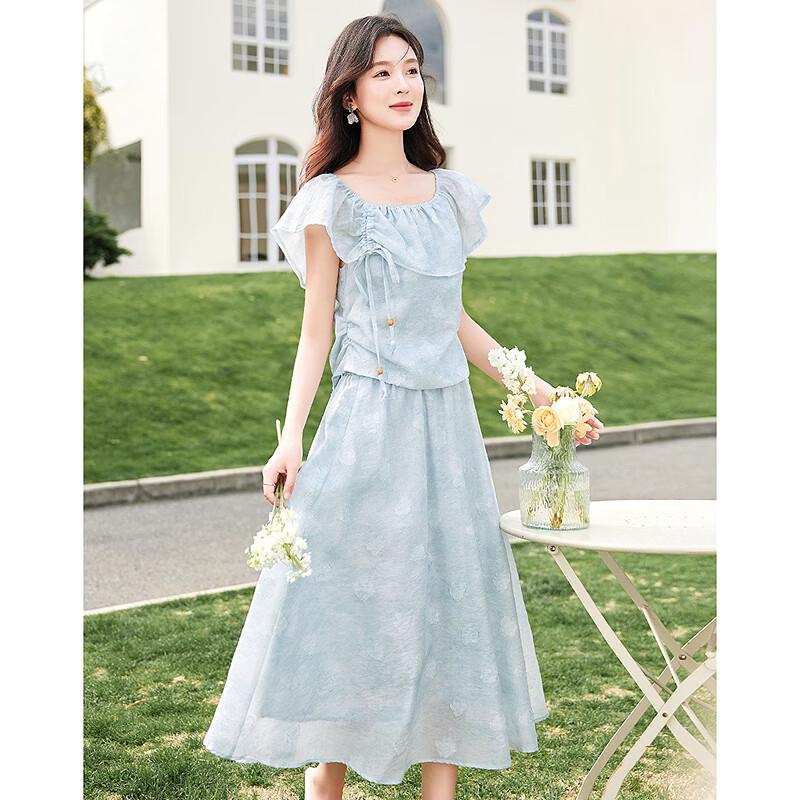 U-Neck Pleated T-Shirt & High-Waist Floral Skirt Set