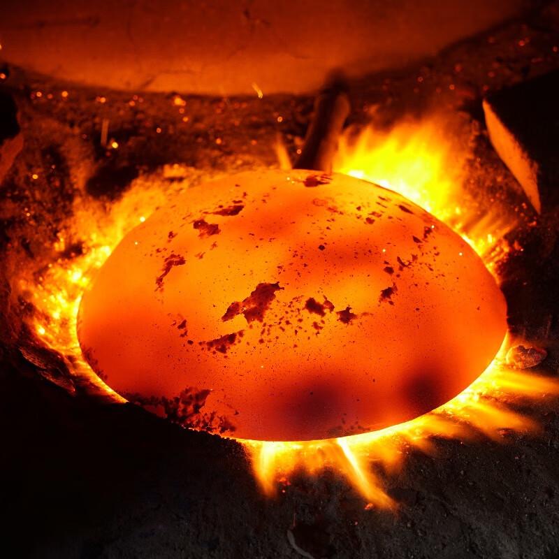 Oryginalny, ręcznie robiony wok z kutego żelaza Zhangqiu, wykończenie lustrzane