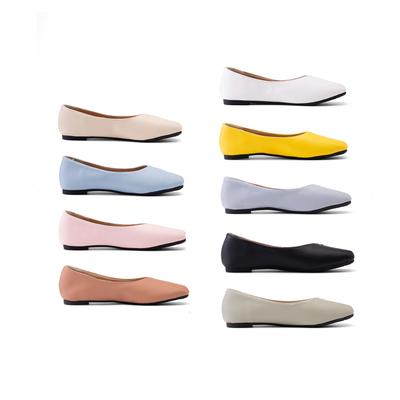 Sapatos baixos femininos de sola plana primavera e verão novos tamanho grande confortáveis macios baixos casuais de boca rasa sapatos únicos