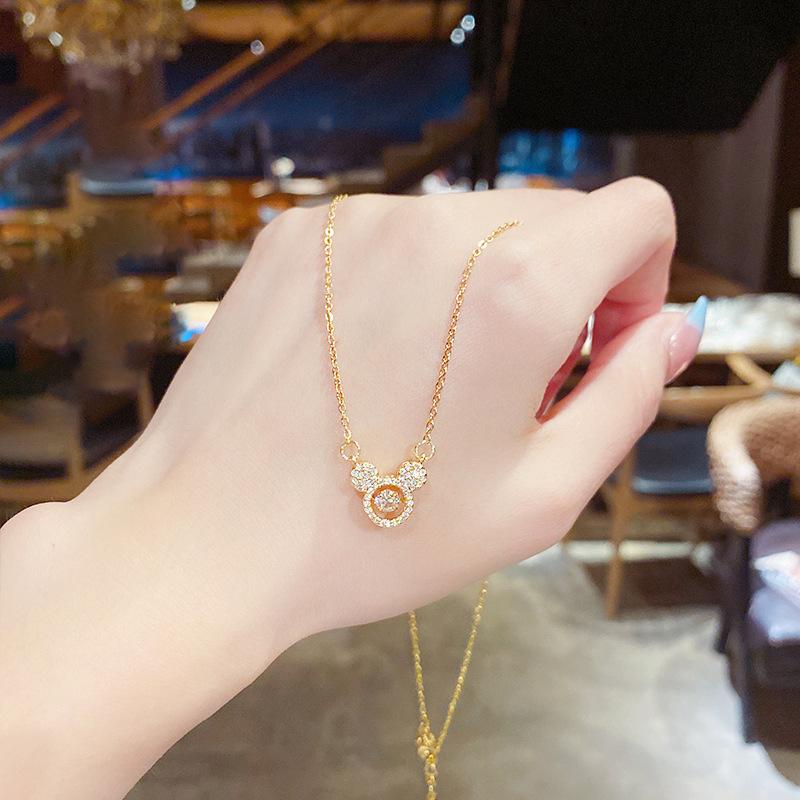 Fashion Bear Necklace Female Niche Temperament Micro-inlaid Zircon Smart Pendant Joker Luxury Titanium Clavicle Chain