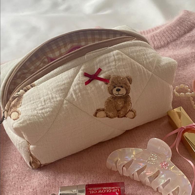 women's cosmetic bag Teddy Bear makeup bag Makeup storage bag Cartoon print makeup bag trousse fashion maquillage femme