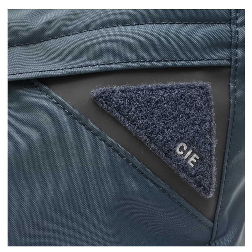 CIE FLOW 2-Way Shoulder Bag in Black. Lightweight and waterproof, made in Japan with LI-TEX original material. Suitable for men and women.