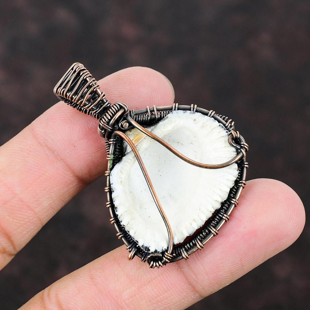 Titanium Coated Shell Pendant Copper Wire Wrapped Pendant Handmade Jewelry Sea Shell Gemstone Pendant Antique Copper Jewelry Wrapped Pendant