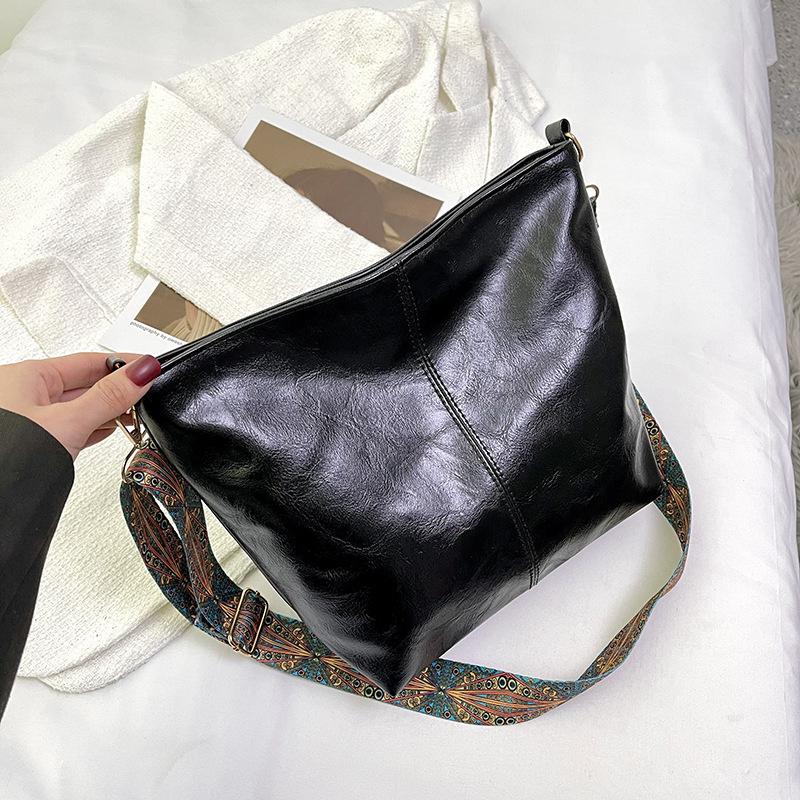 Wide Geometric Strap Shoulder Bag Large Capacity Crossbody Bags For Women Retro Pu Leather Women's Bag