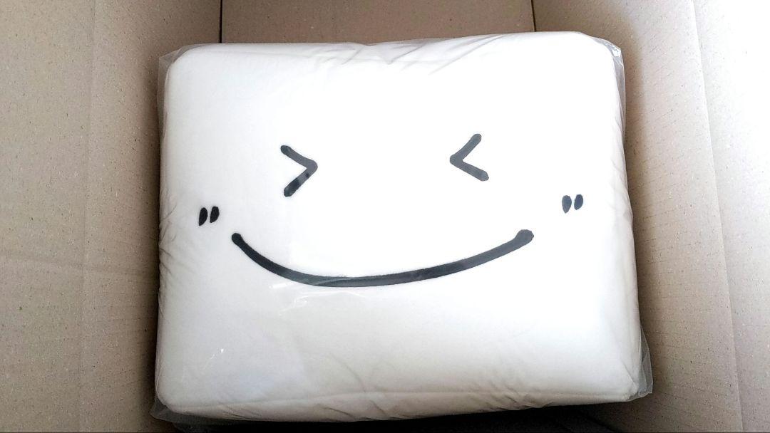 

[Б/У] Подушка TWICE Дахён с торговой карточкой Home9Round