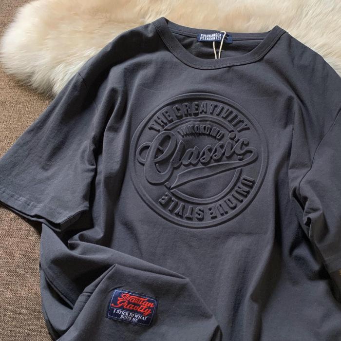 Unisexowa koszulka z krótkim rękawem w stylu amerykańskim retro z trójwymiarowym wytłoczeniem, o luźnym kroju