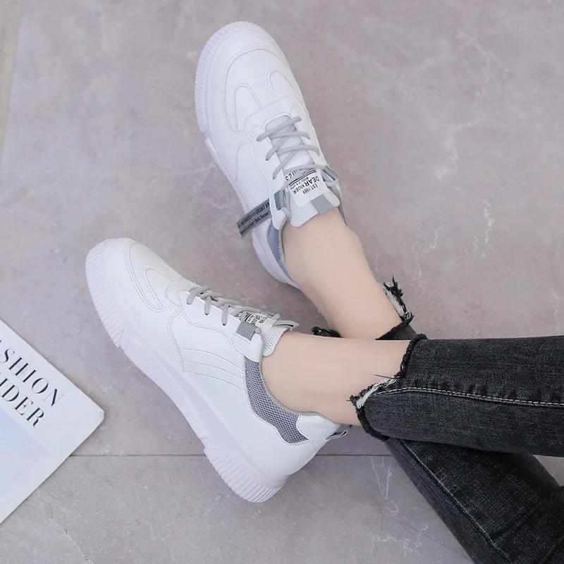 

Новые женские спортивные весенне-осенние легкие вулканизированные туфли на толстой подошве, весенние повседневные дышащие летние женские туфли для бега 35